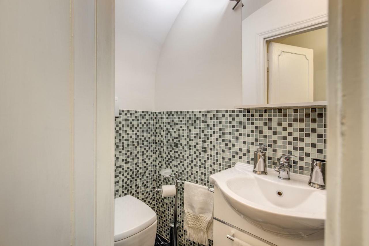 Fori Imperiali Lovely Apartamento Roma